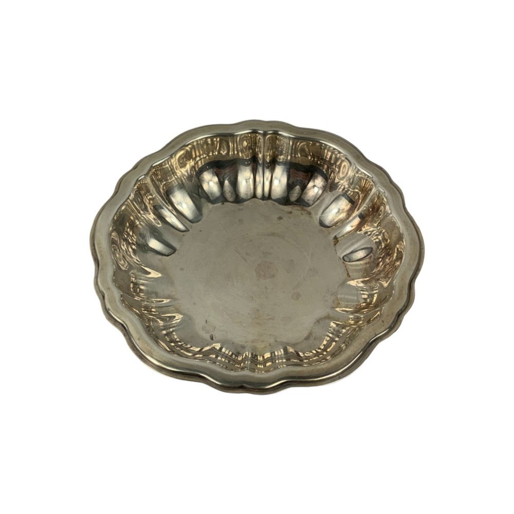 WM Rogers Silverplate Candy/Nut Dish 5 3/4" Dia x 1 1/4"H